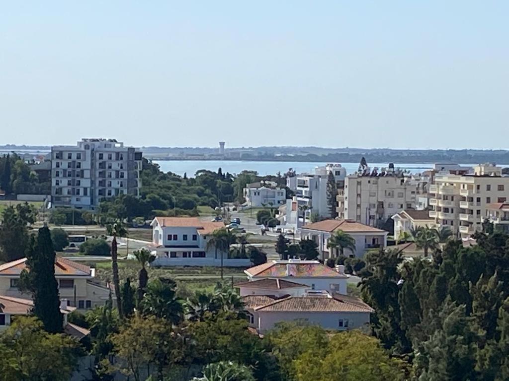 Incredible View Appartement Larnaca Buitenkant foto