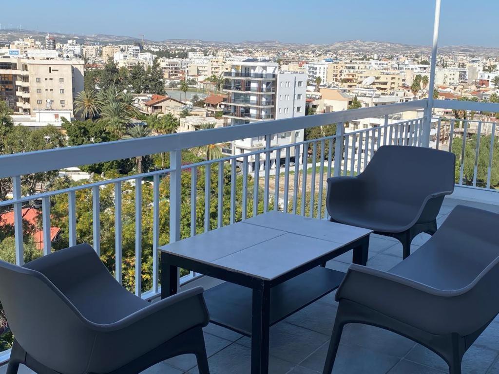 Incredible View Appartement Larnaca Buitenkant foto